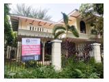 Disewakan Unfurnished 5BR House at Karang Bolong Ancol By Travelio Realty