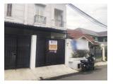 Disewakan Modern 4BR House at Pejaten Timur By Travelio Realty